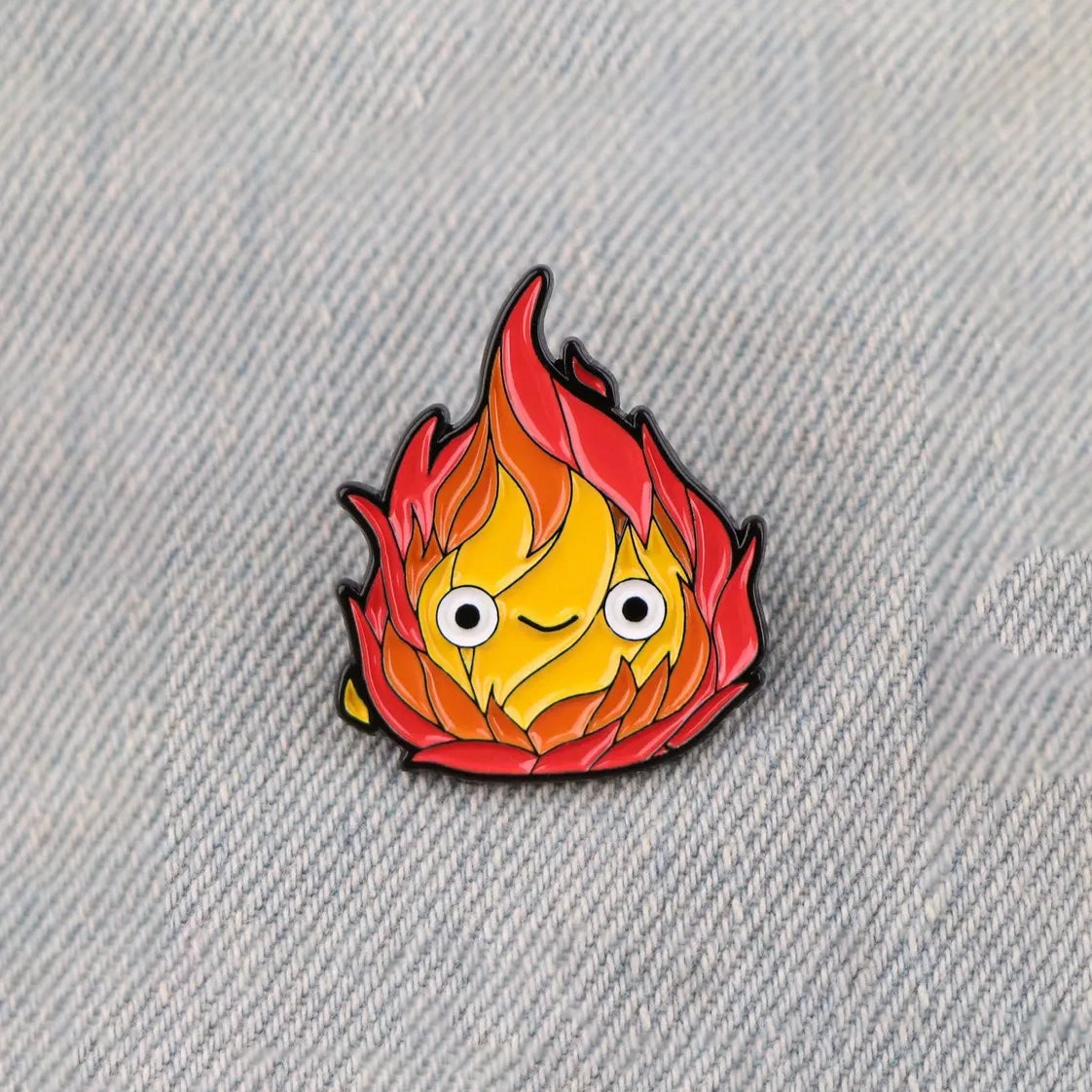 Pin Metálico - Calcifer Castillo Ambulante